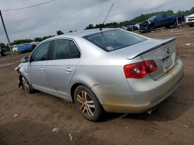 3VWEF71K77M137969 - 2007 VOLKSWAGEN JETTA WOLFSBURG SILVER photo 2