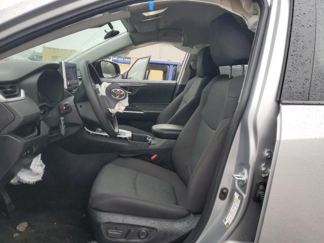 2T3P1RFV4RC449128 - 2024 TOYOTA RAV4 XLE SILVER photo 7