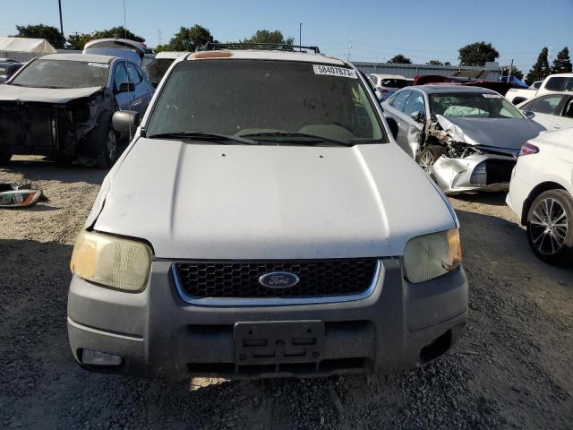 1FMCU93163KC98147 - 2003 FORD ESCAPE XLT WHITE photo 5