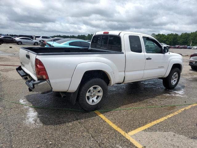 5TETU62N28Z483855 - 2008 TOYOTA TACOMA PRERUNNER ACCESS CAB WHITE photo 3