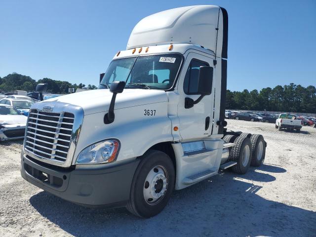 1FUJGED59FLGF3637 - 2015 FREIGHTLINER CASCADIA 1 WHITE photo 2