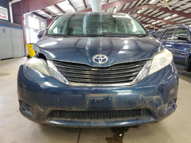5TDKK3DC0CS202041 - 2012 TOYOTA SIENNA LE BLUE photo 5