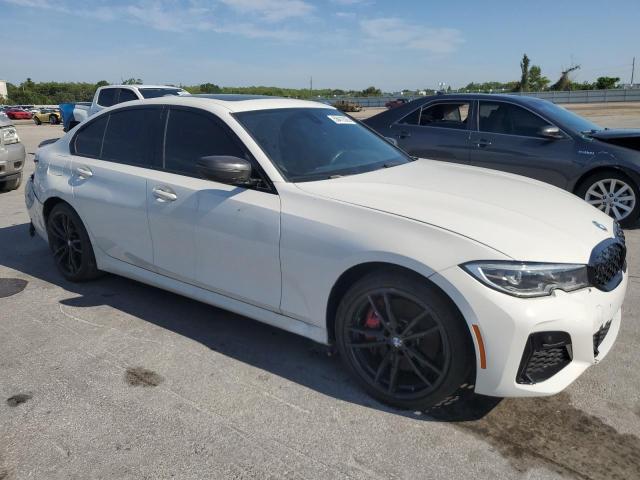 3MW5U7J02M8B87249 - 2021 BMW M340I WHITE photo 4