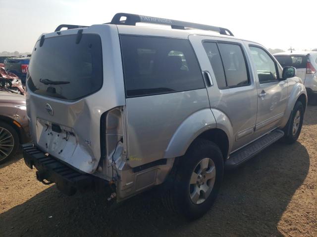 5N1AR18W05C749763 - 2005 NISSAN PATHFINDER LE SILVER photo 3