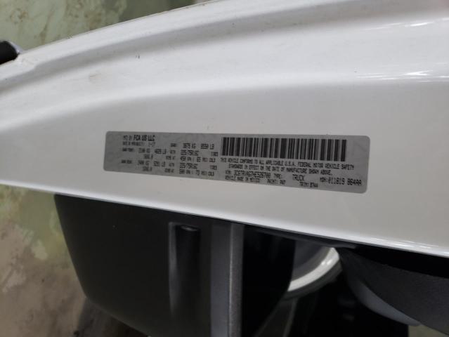 3C6TRVAG7HE526700 - 2017 RAM PROMASTER 1500 STANDARD WHITE photo 13