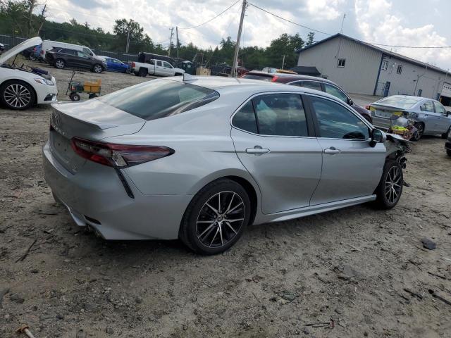 4T1G11BK3MU036453 - 2021 TOYOTA CAMRY SE SILVER photo 3