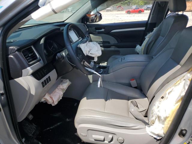 5TDKKRFH9GS153990 - 2016 TOYOTA HIGHLANDER XLE Gümüş foto 7