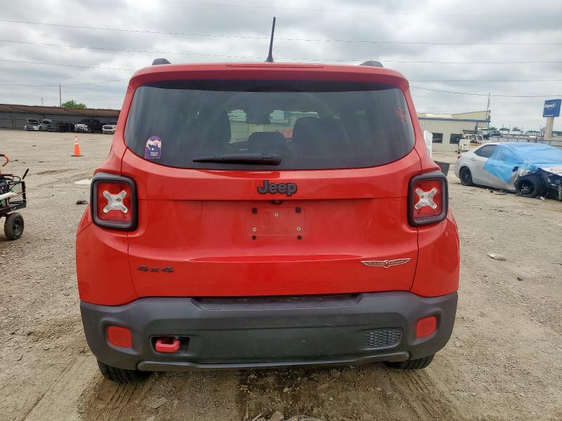 ZACCJBCT7GPC75915 - 2016 JEEP RENEGADE TRAILHAWK 红色 照片 6
