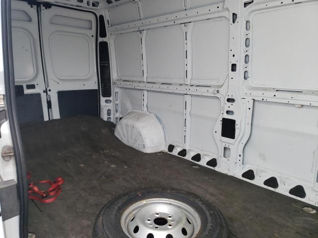 3C6TRVDG2JE153552 - 2018 RAM PROMASTER 2500 HIGH 白色 照片 11