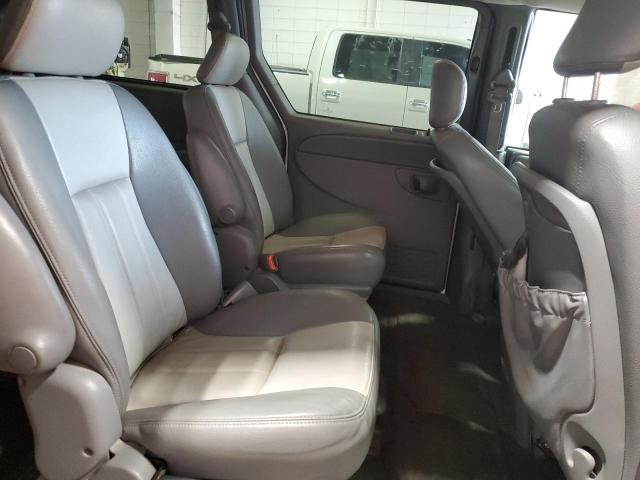 2C4GP54L14R518481 - 2004 CHRYSLER TOWN & COU TOURING SILVER photo 11