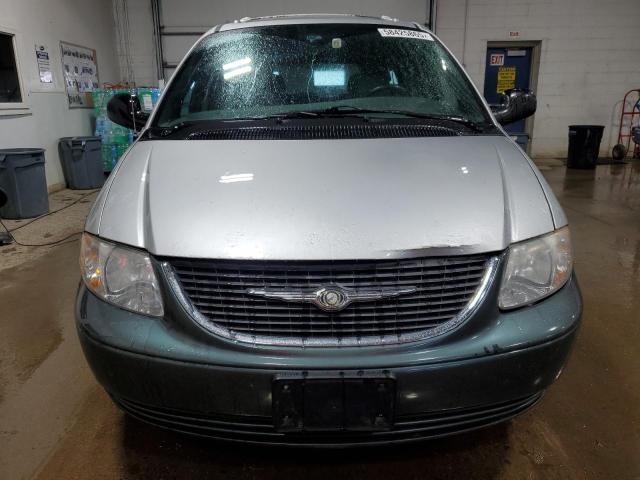 2C4GP54L14R518481 - 2004 CHRYSLER TOWN & COU TOURING SILVER photo 5