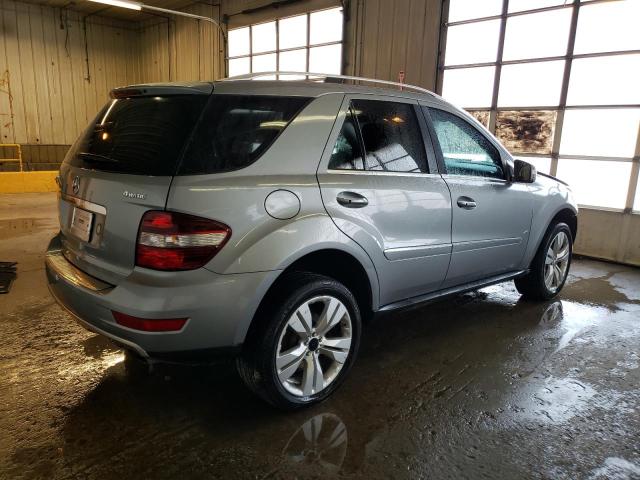 4JGBB8GB1BA723132 - 2011 MERCEDES-BENZ ML 350 4MATIC SILVER photo 3