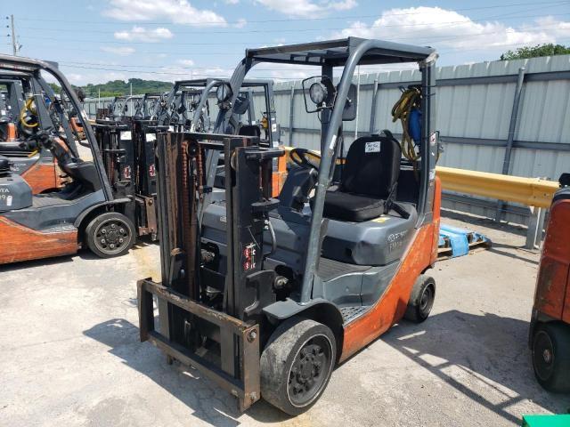 76251 - 2016 TOYOTA FORKLIFT ORANGE photo 2