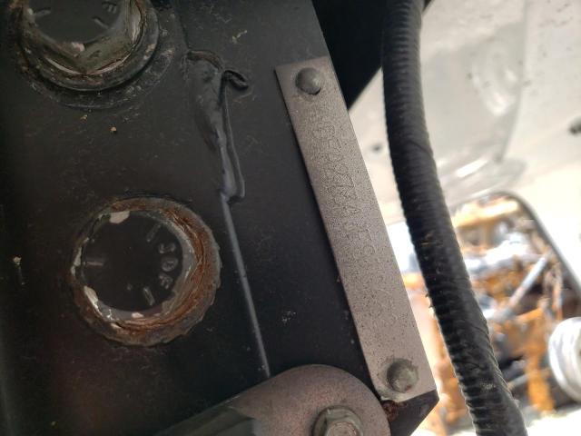 4YDF42734JF810432 - 2018 KEYSTONE TRAILER WHITE photo 10