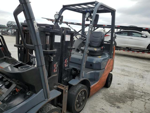 68495 - 2015 TOYOTA FORKLIFT 橙色 照片 2