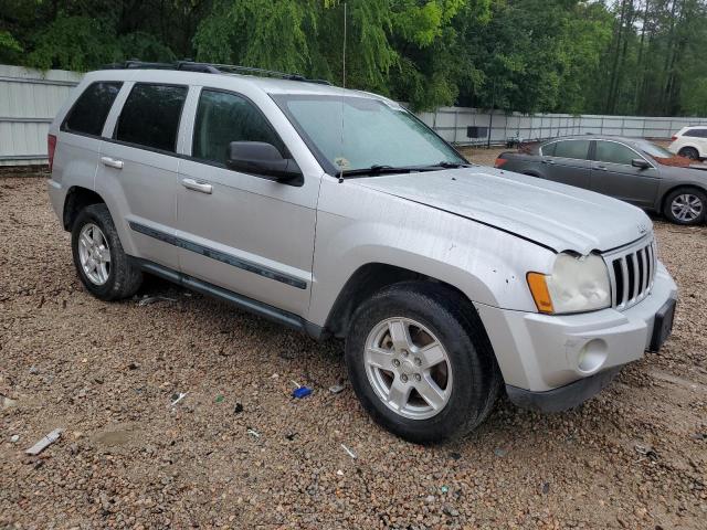 1J8GS48K47C624035 - 2007 JEEP GRAND CHER LAREDO 银色 照片 4