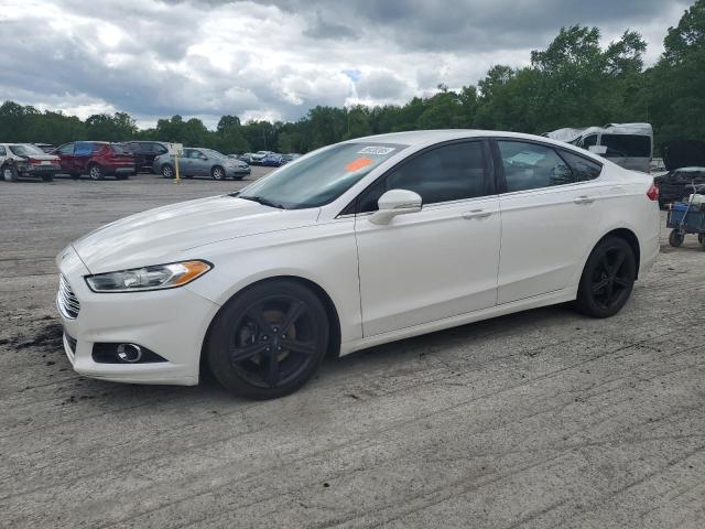 2016 FORD FUSION SE, null