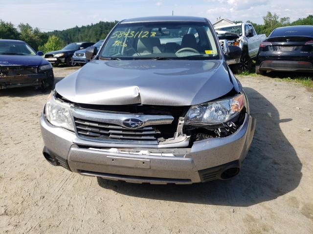 JF2SH6AC7AG730947 - 2010 SUBARU FORESTER 2.5X GRAY photo 5