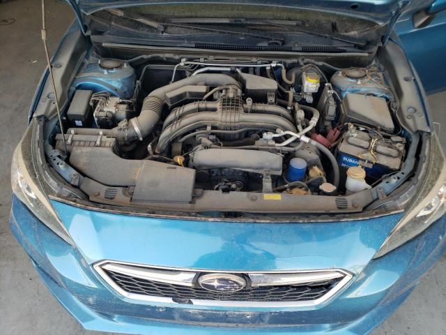 4S3GTAD65J3721196 - 2018 SUBARU IMPREZA PREMIUM PLUS BLUE photo 11