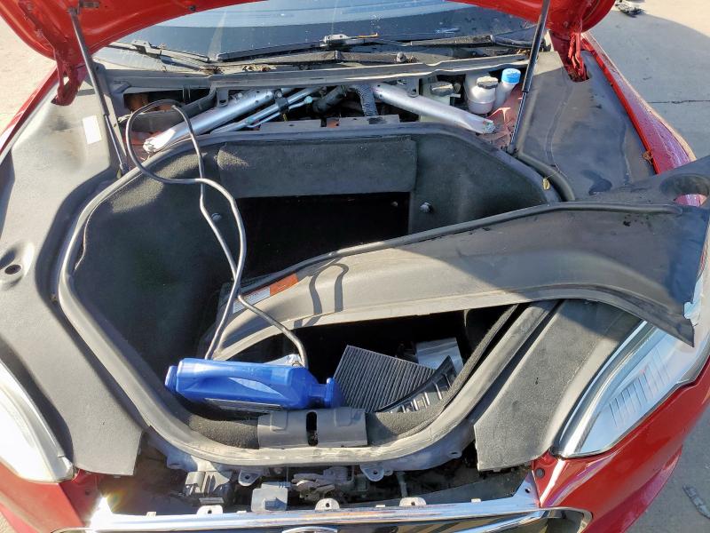 5YJSA1H17EFP35821 - 2014 TESLA MODEL S წითელი ფოტო 11