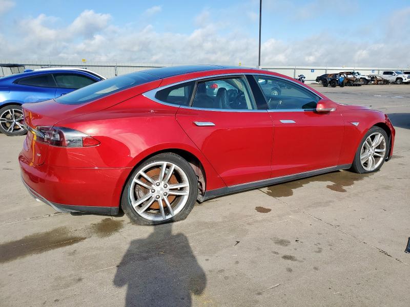 5YJSA1H17EFP35821 - 2014 TESLA MODEL S წითელი ფოტო 3