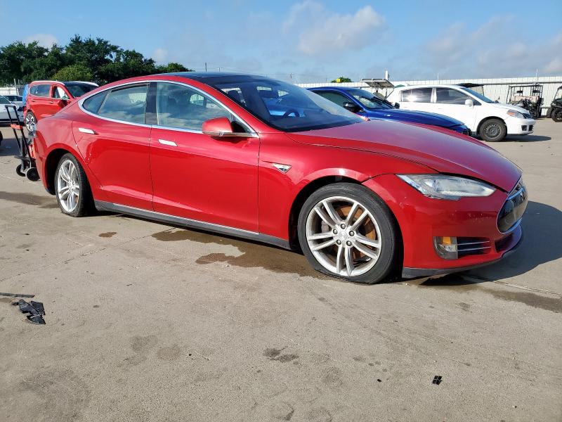 5YJSA1H17EFP35821 - 2014 TESLA MODEL S წითელი ფოტო 4