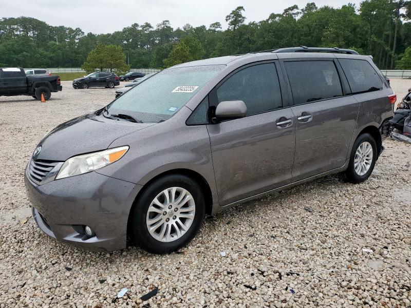 2016 TOYOTA SIENNA XLE, 
