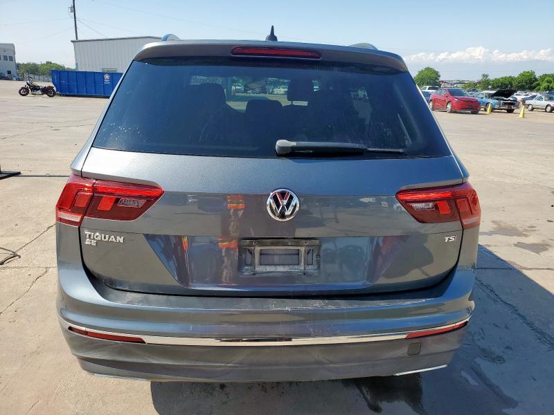 3VV3B7AX9JM026754 - 2018 VOLKSWAGEN TIGUAN SE 灰色 照片 6