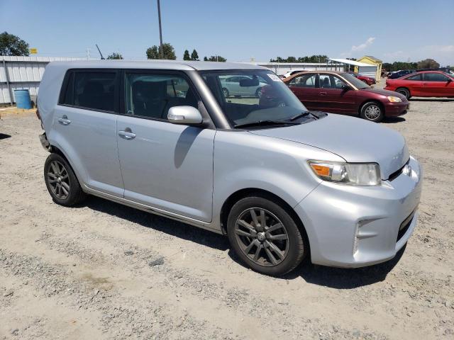 JTLZE4FE0DJ043423 - 2013 TOYOTA SCION XB 银色 照片 4