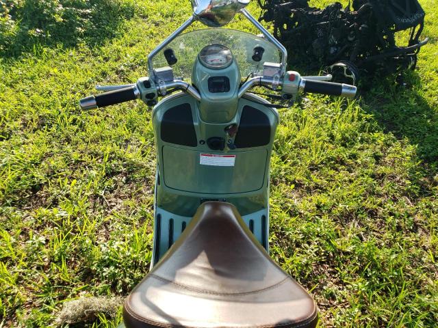 ZAPM459L6B5900096 - 2011 VESPA GTS 300 SUPER GREEN photo 5