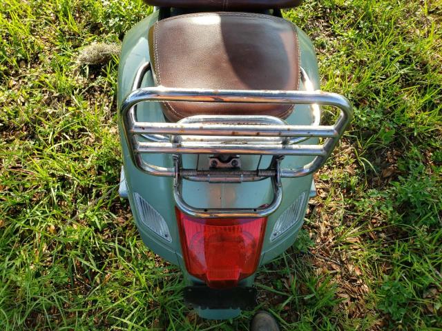 ZAPM459L6B5900096 - 2011 VESPA GTS 300 SUPER GREEN photo 6