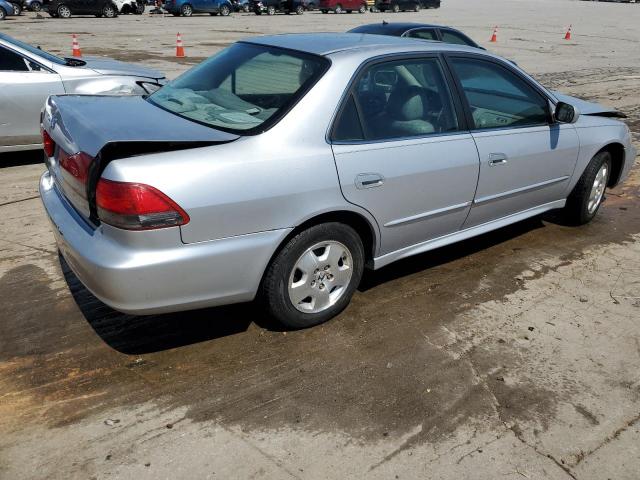 1HGCG16592A007299 - 2002 HONDA ACCORD EX SILVER photo 3