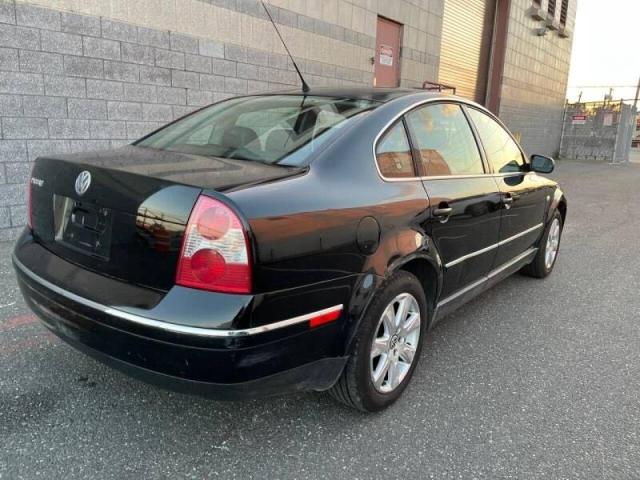 WVWPD63B03P253883 - 2003 VOLKSWAGEN PASSAT GLS BLACK photo 4