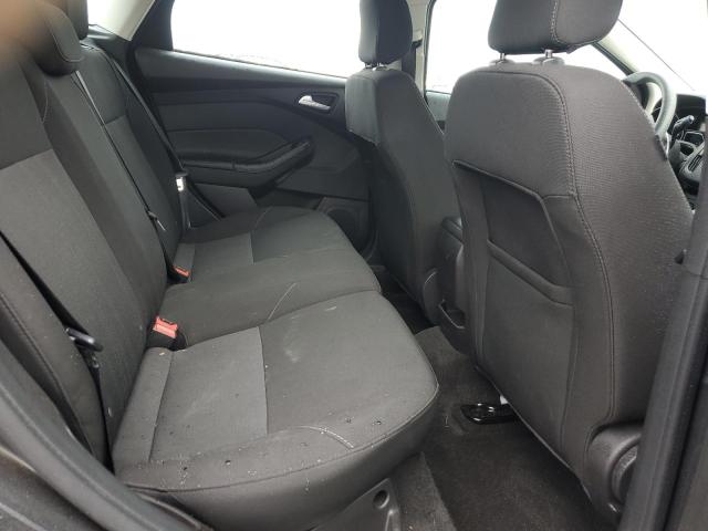 1FADP3K22JL234420 - 2018 FORD FOCUS SE GRAY photo 10