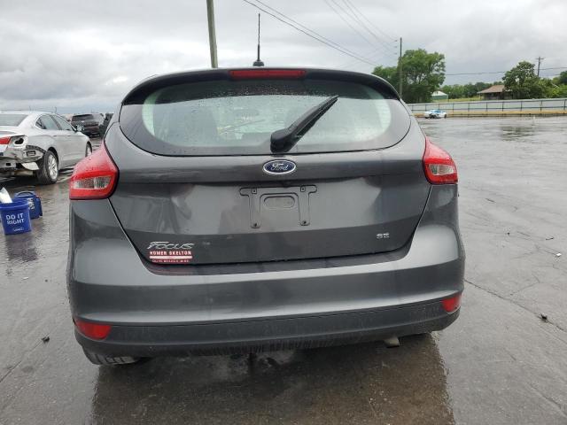 1FADP3K22JL234420 - 2018 FORD FOCUS SE GRAY photo 6