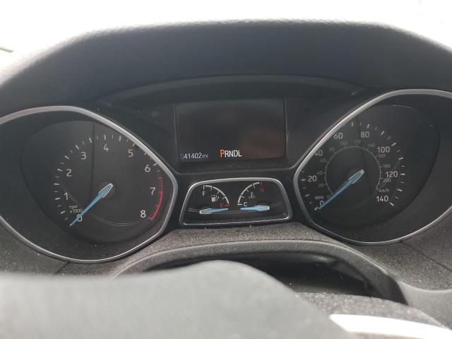 1FADP3K22JL234420 - 2018 FORD FOCUS SE GRAY photo 9