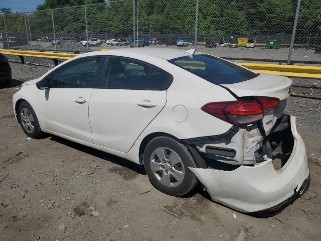 3KPFK4A77JE237469 - 2018 KIA FORTE LX WHITE photo 2