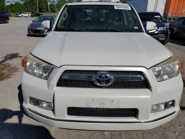 JTEBU5JR1C5080953 - 2012 TOYOTA 4RUNNER SR5 WHITE photo 5