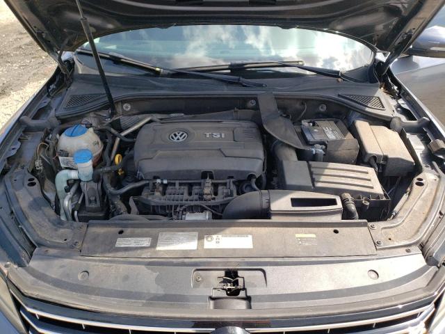 1VWDT7A37HC068944 - 2017 VOLKSWAGEN PASSAT R-LINE GRAY photo 11