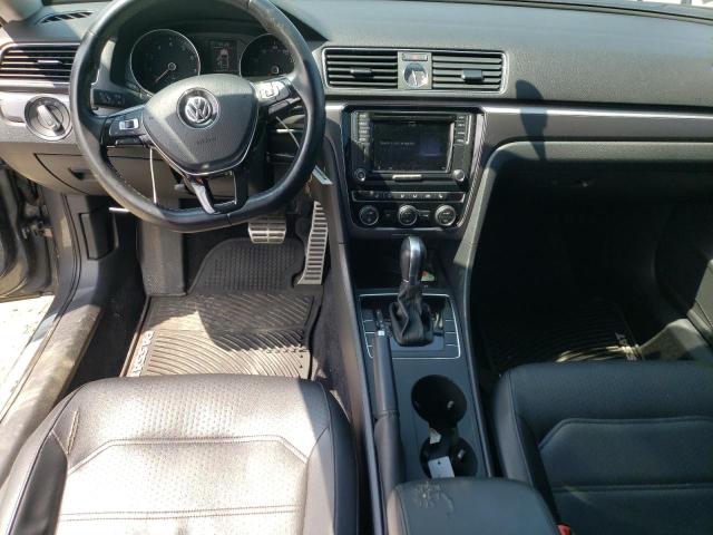 1VWDT7A37HC068944 - 2017 VOLKSWAGEN PASSAT R-LINE Boz foto 8