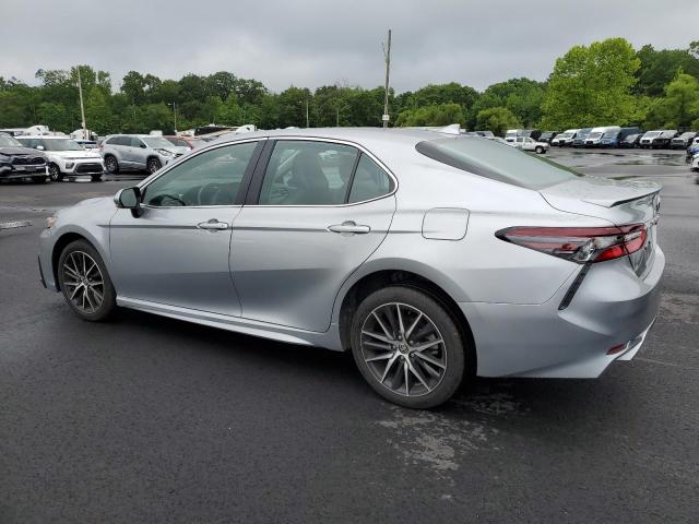 4T1G11AK4RU873723 - 2024 TOYOTA CAMRY SE NIGHT SHADE SILVER photo 2