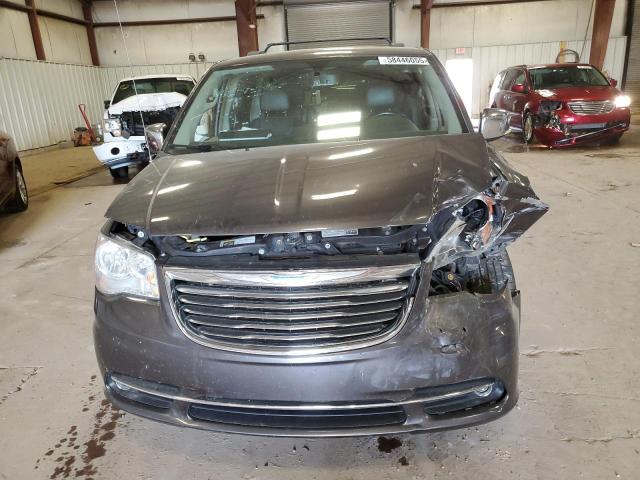 2C4RC1CG2FR597048 - 2015 CHRYSLER TOWN & COU TOURING L GRAY photo 5
