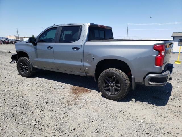 3GCPYFEL8LG370044 - 2020 CHEVROLET SILVERADO K1500 LT TRAIL BOSS GRAY photo 2