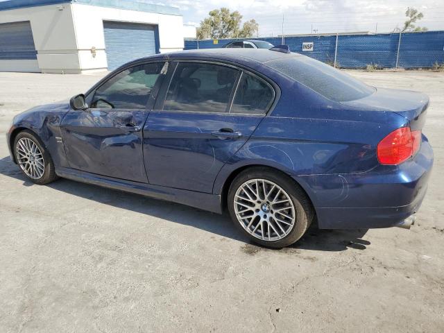 WBAPK7C54BA772035 - 2011 BMW 328 XI BLUE photo 2