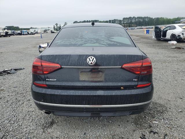 1VWDT7A31HC010702 - 2017 VOLKSWAGEN PASSAT R-LINE შავი ფოტო 6