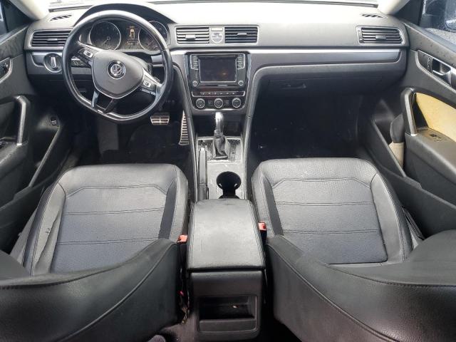 1VWDT7A31HC010702 - 2017 VOLKSWAGEN PASSAT R-LINE შავი ფოტო 8