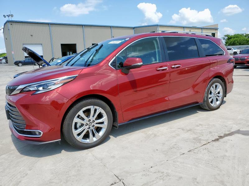 2022 TOYOTA SIENNA LIMITED, null