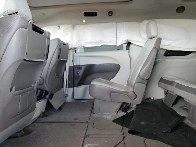 2C4RC1EG5JR321940 - 2018 CHRYSLER PACIFICA TOURING L PLUS WHITE photo 11