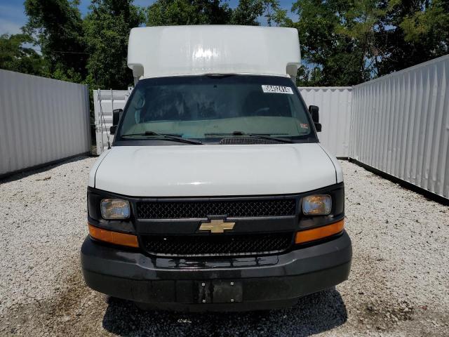 1GB0G2CG2F1274078 - 2015 CHEVROLET EXPRESS G3 WHITE photo 5