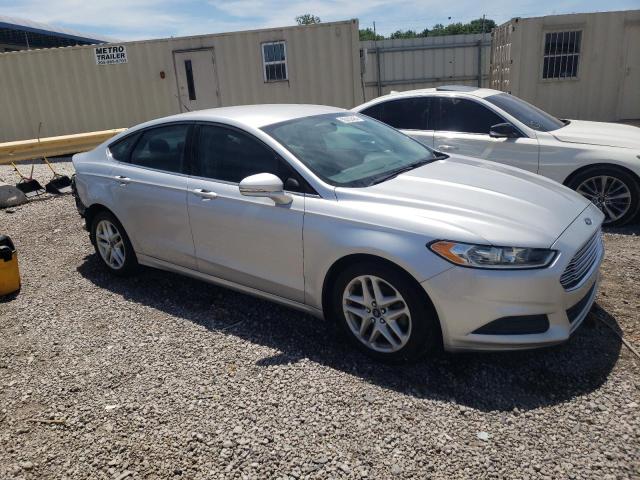 3FA6P0H70GR109663 - 2016 FORD FUSION SE SILVER photo 4